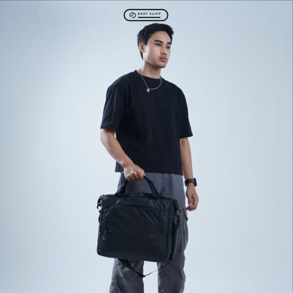 East Cliff Tor 2-in-1 Slingbag